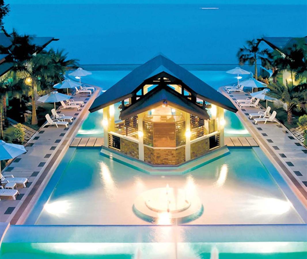 Acuatico Beach Resort & Hotel Inc. San Juan  Exterior photo